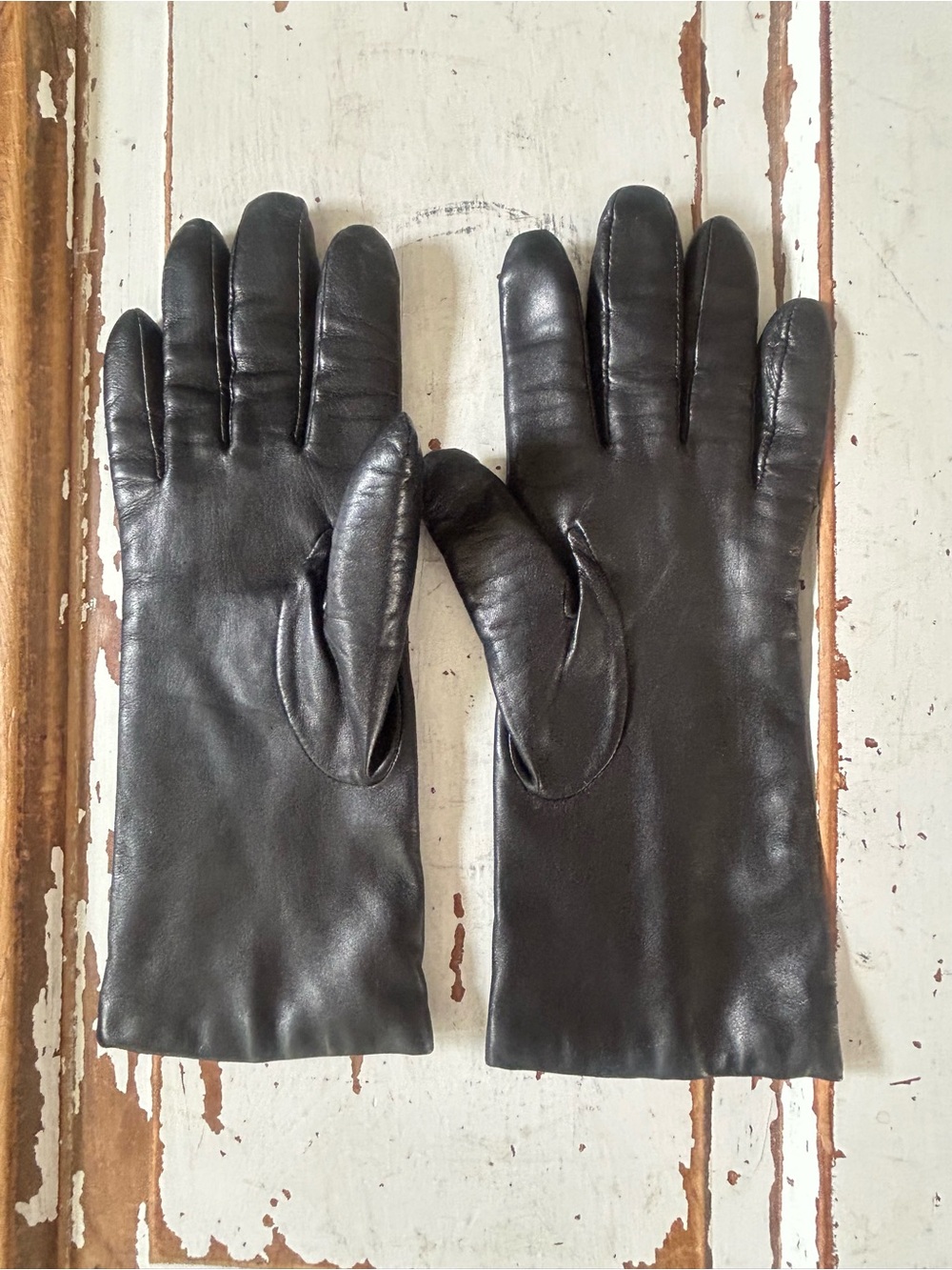 Black Leather Cashmere Lined Woman's Gloves size 8